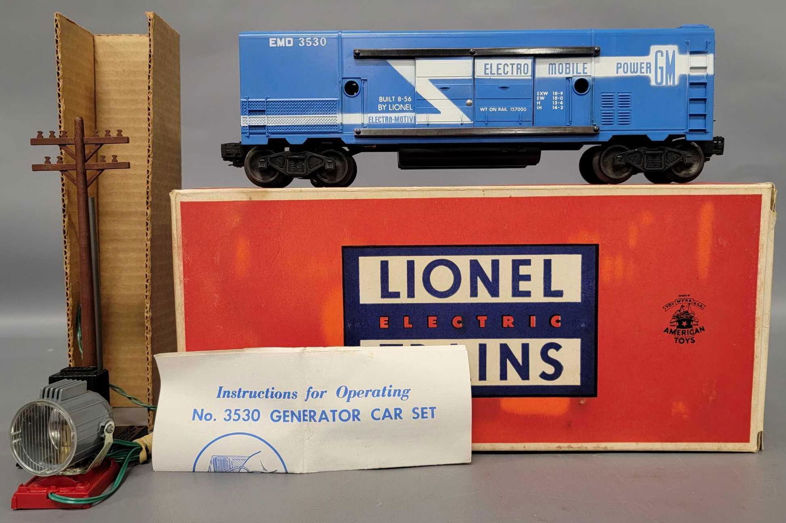 Unrun Lionel postwar O 3530 operating generator car set (1 of 8)