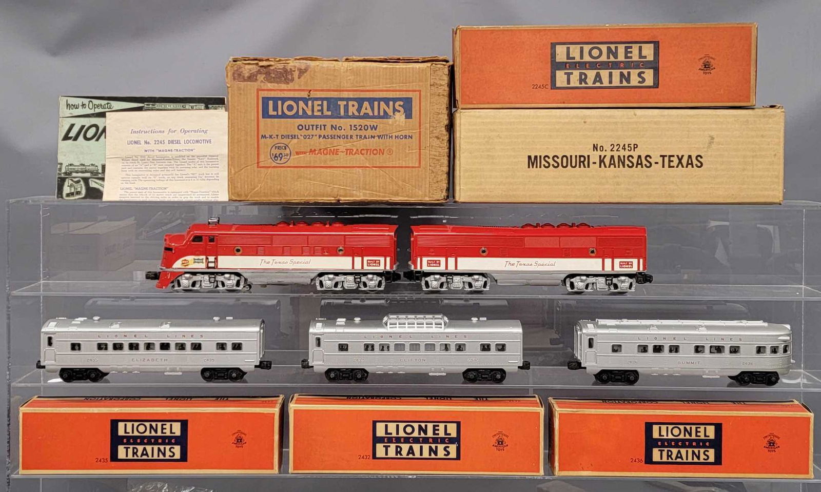 Boxed Lionel postwar O 1520W MKT Texas Special diesel (1 of 12)