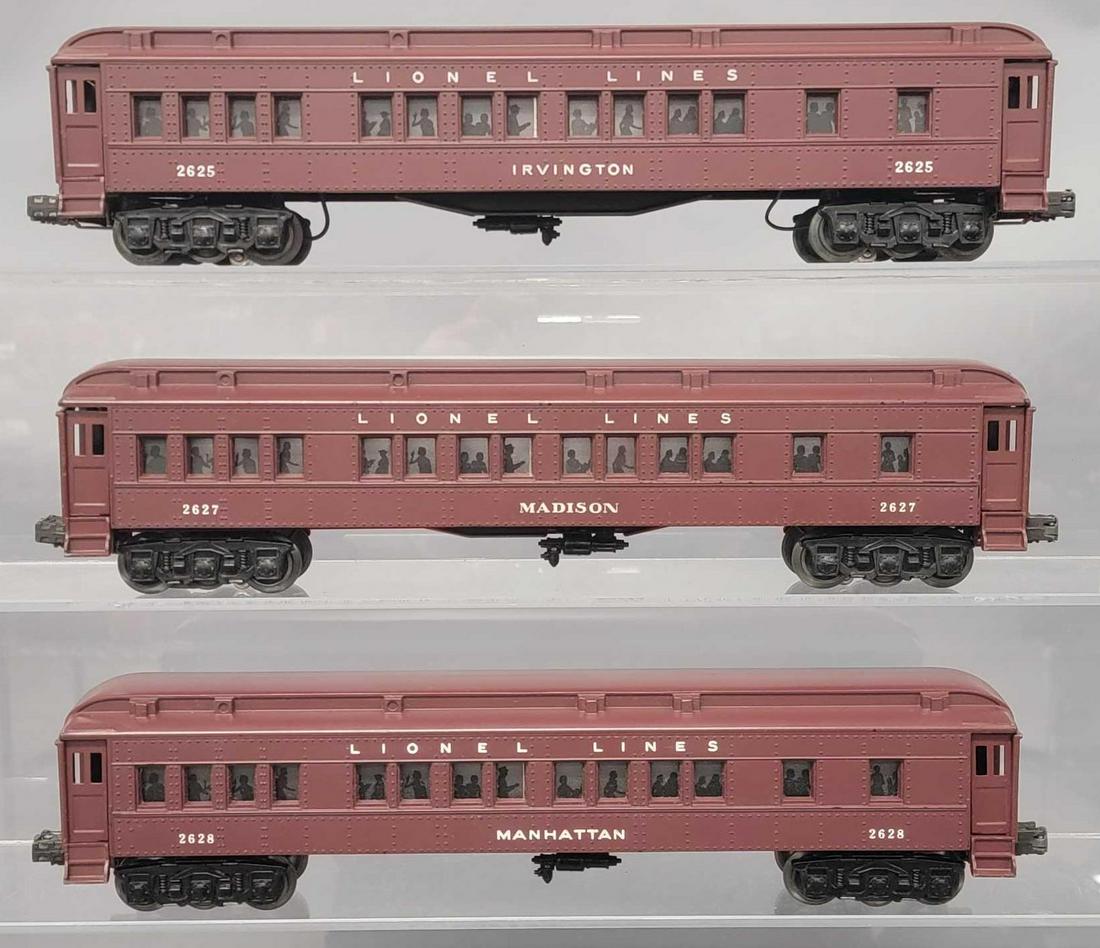 1950 Lionel postwar O 2625 2627 2628 heavyweight: 1951 Lionel postwar O 2625, 2627 and 2628 heavyweight passenger cars. Includes 2625 Irvington, 2627 Madison and 2628 Manhattan cars. The 2625 shows possibly a test run but not much more than that and