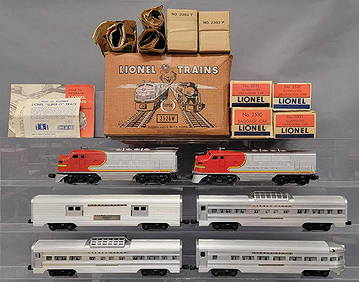 Boxed Lionel postwar O 2526W diesel passenger set (1 of 11)