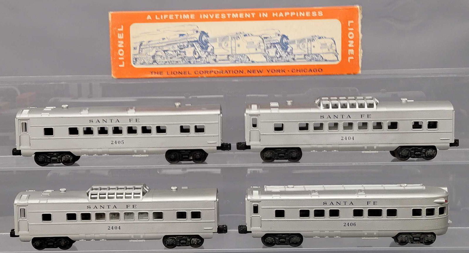 Lionel postwar O 2404 2405 2406 Santa Fe passenger cars (1 of 6)