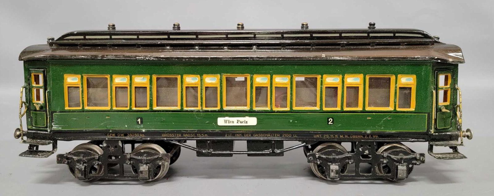 Marklin gauge I Wien Paris passenger coach (1 of 9)