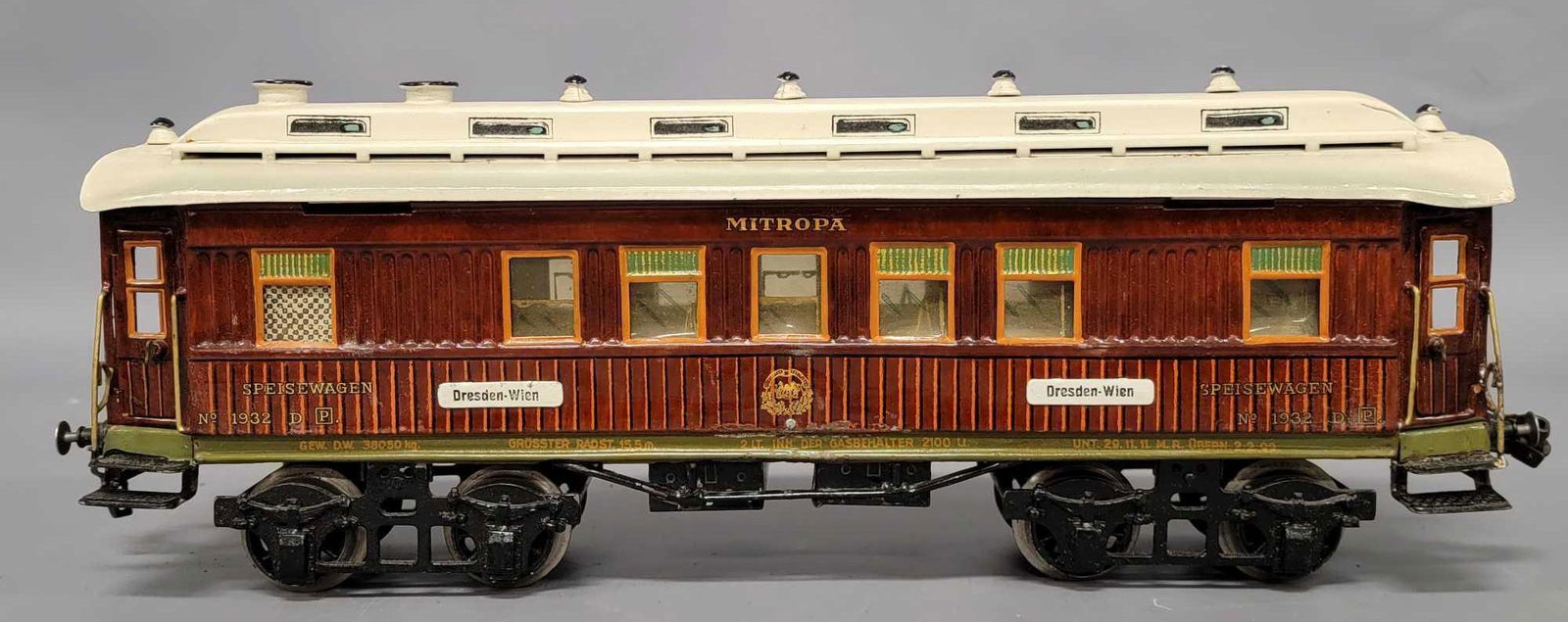 Marklin gauge I Dresden Wien passenger coach (1 of 10)