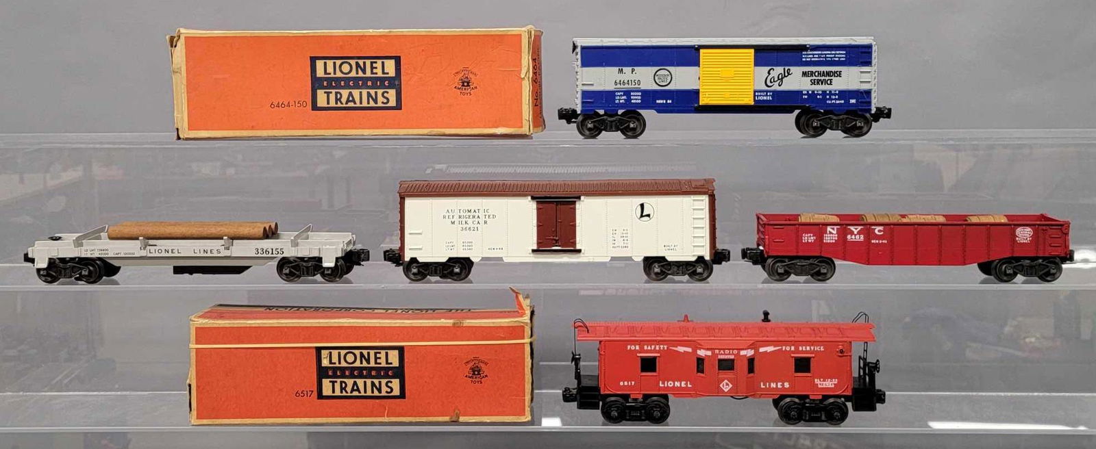 Lionel postwar O freight cars for 2247W set (1 of 7)