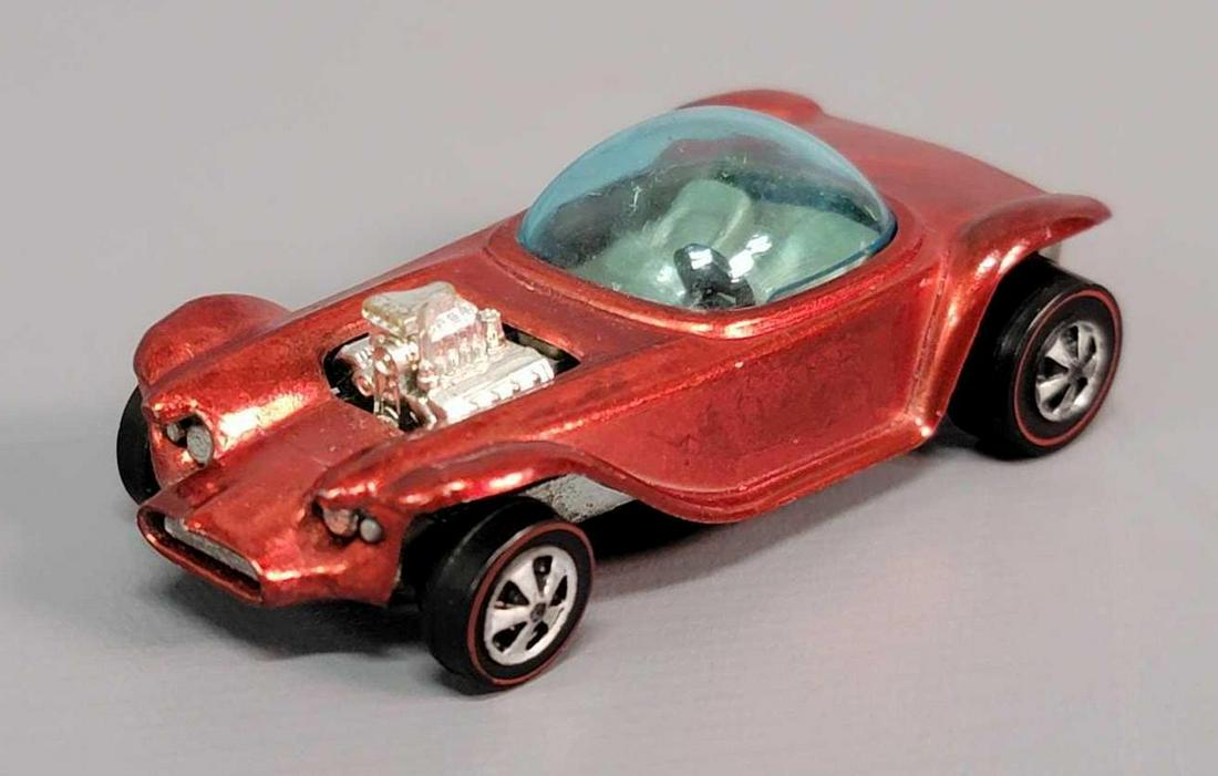Hot Wheels Redline red Hong Kong Beatnik Bandit: Hot Wheels Redline red Hong Kong Beatnik Bandit. Car is excellent in a nice light shade of red with no playwear or issues, it does have some light wispy toning in spots, excellent wheels, nice base wi