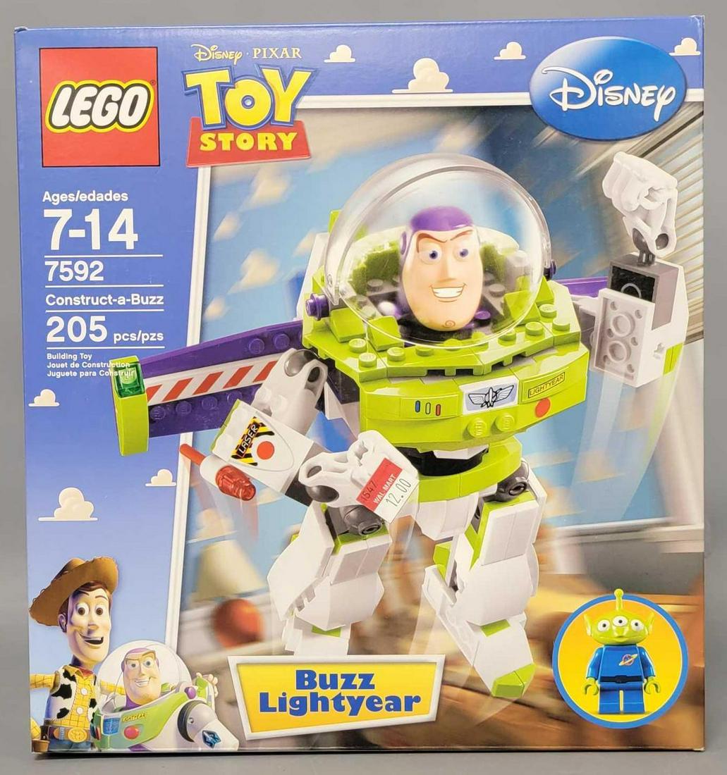 Lego 7592 Construct-a-Buzz new in sealed box: Lego 7592 Construct-a-Buzz new in sealed box, factory tape is in place, excellent box with no issues of note, 205 pieces.