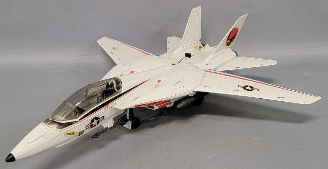 Hasbro GI Joe 1983 Skystryker XP-14F Combat Jet (1 of 8)