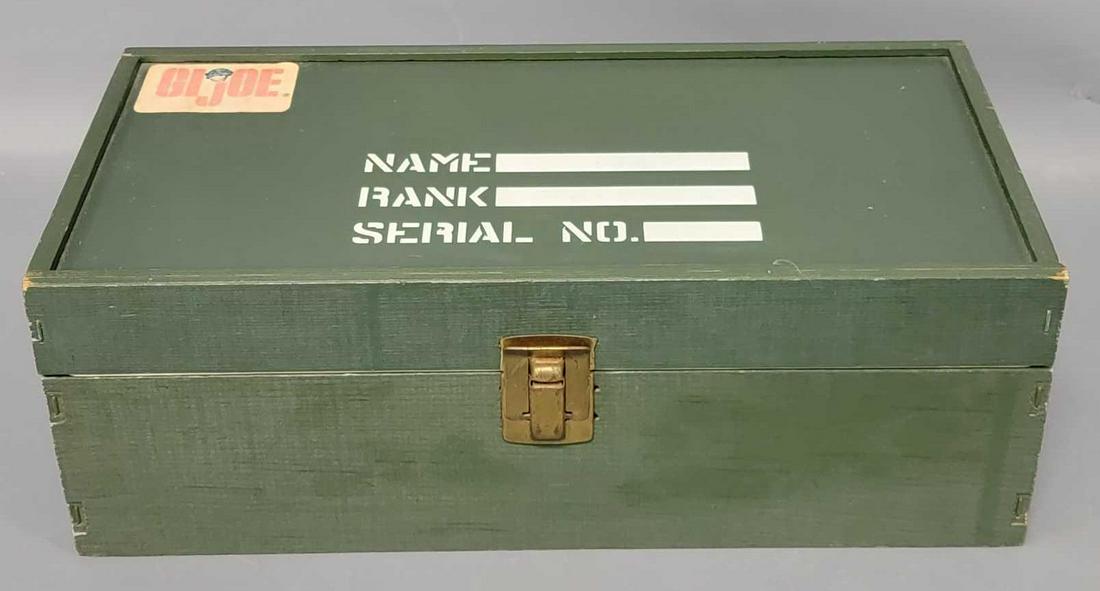 Vintage Hasbro GI Joe Footlocker with walnut tray complete: Vintage Hasbro GI Joe Footlocker with walnut tray complete, box itself is excellent with light edge wear and dings in spots, nice original GI Joe decal on lid, brass latch has spotting and tarnish, al
