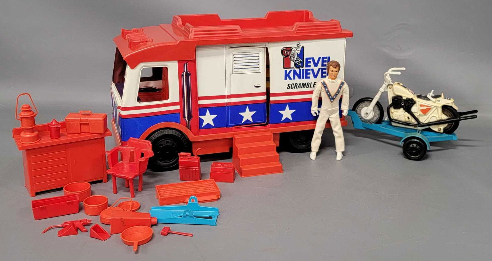 Ideal Evel Knievel Scramble Van plus (1 of 9)