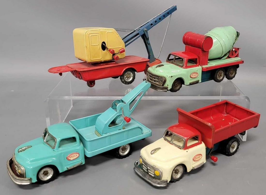Three SSS Japanese tin friction trucks (1 of 5)