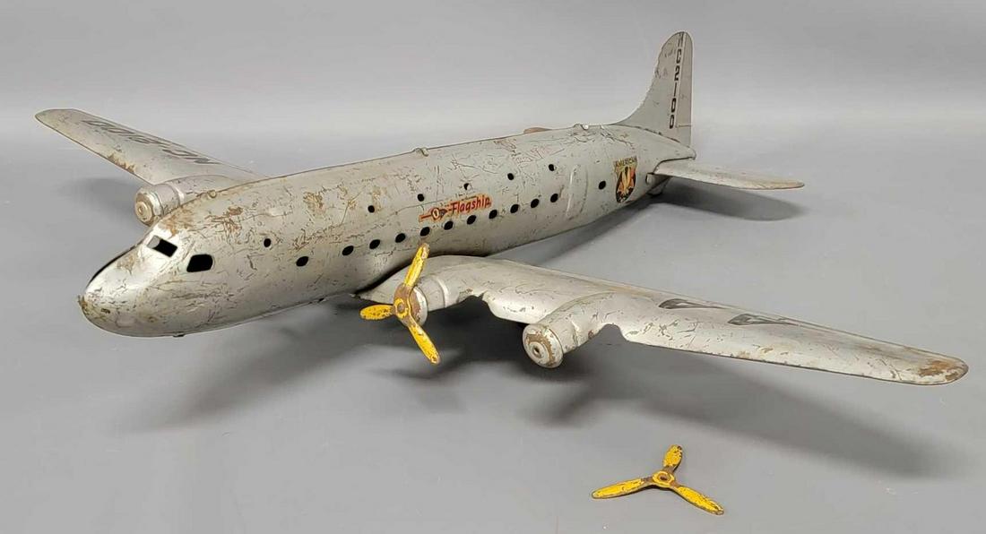 Large pressed steel American Flagship (1 of 8)