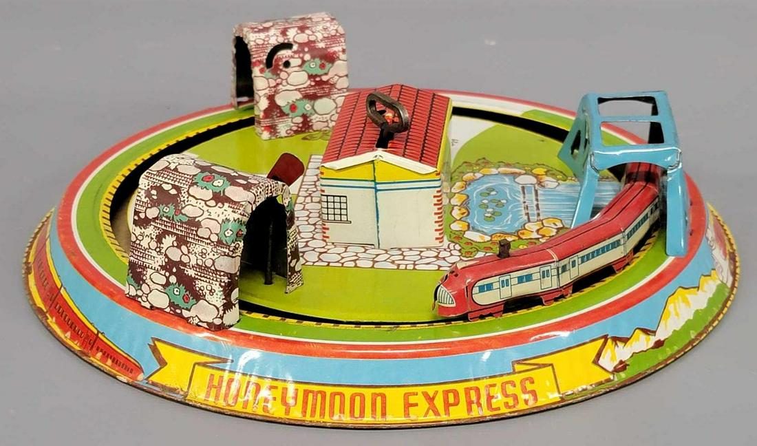 Marx tin litho Honeymoon Express windup train (1 of 7)