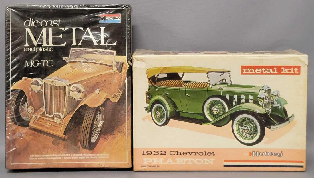 Two 1/24 scale metal car model kits factory sealed (1 of 5)