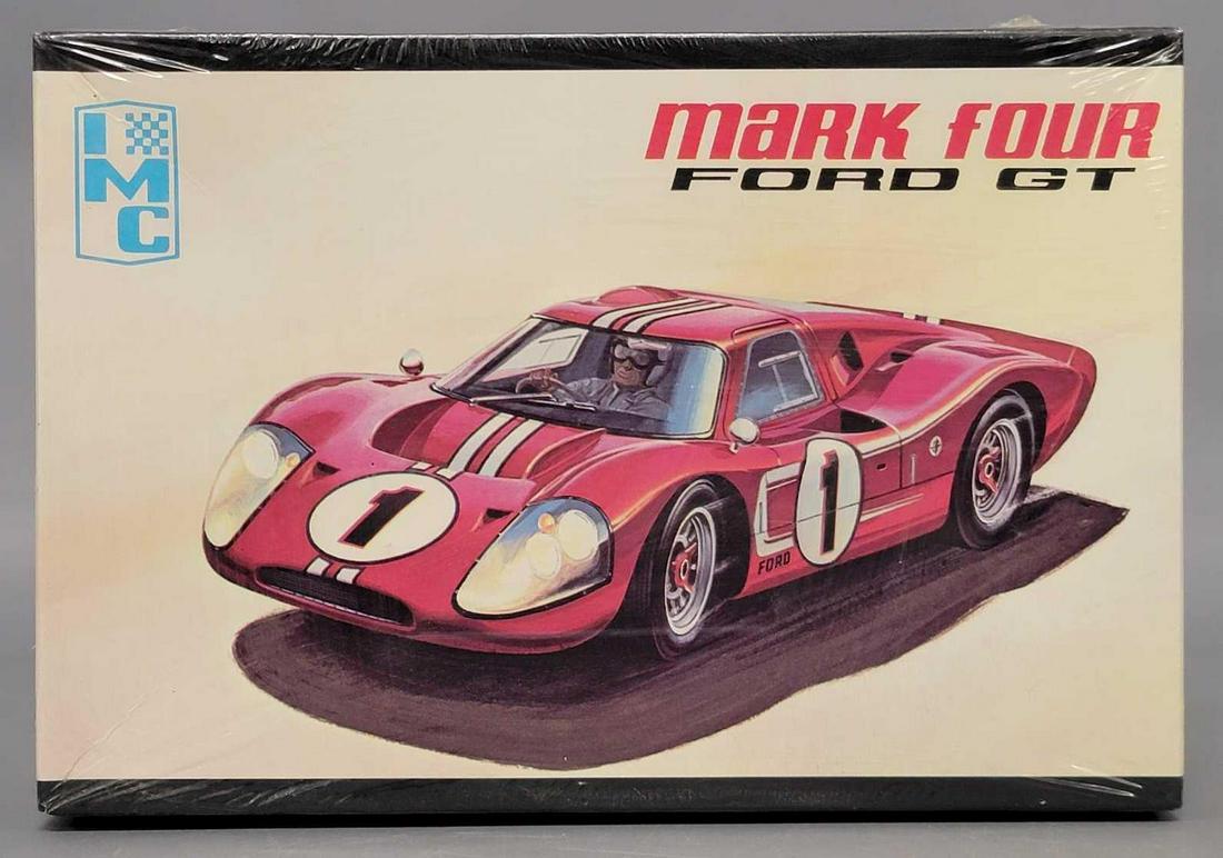 IMC 1/25 scale Ford GT Mark Four model kit factory sealed (1 of 5)
