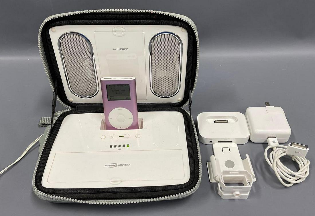 First Generation Pink IPod with Charger and Sonic Impact Speaker dock (1 of 5)