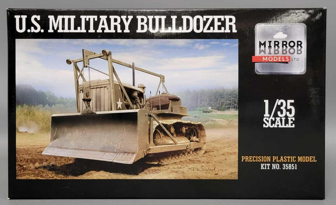 Mirror Models LTD 1/35 scale 35851 US Military Bulldozer in original box (1 of 5)