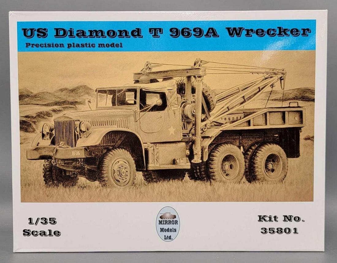 Mirror Models LTD 1/35 scale 35801 US Diamond T 969A Wrecker in original box (1 of 5)