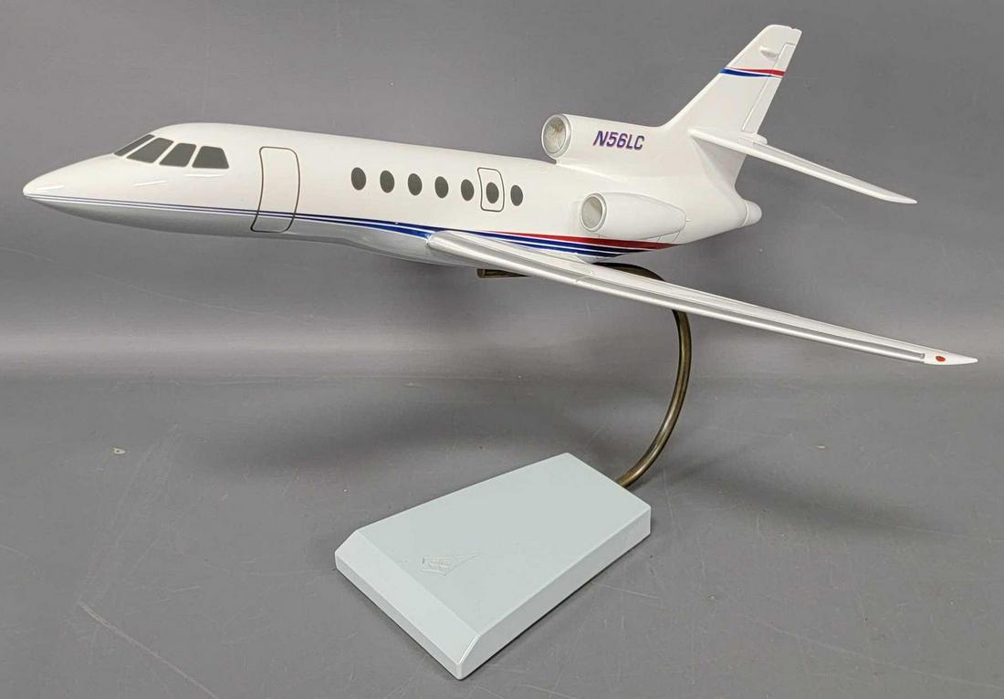 Large Gulf Stream jet N56LC desk airplane wood and/or resin model (1 of 7)