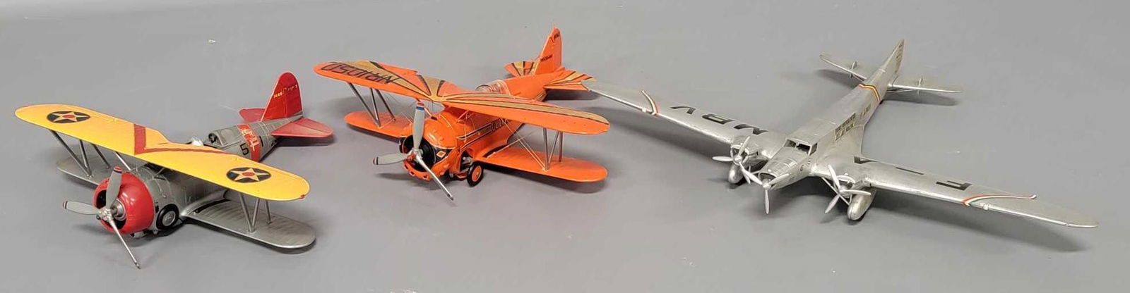 Three built up mixed scale model planes (1 of 2)