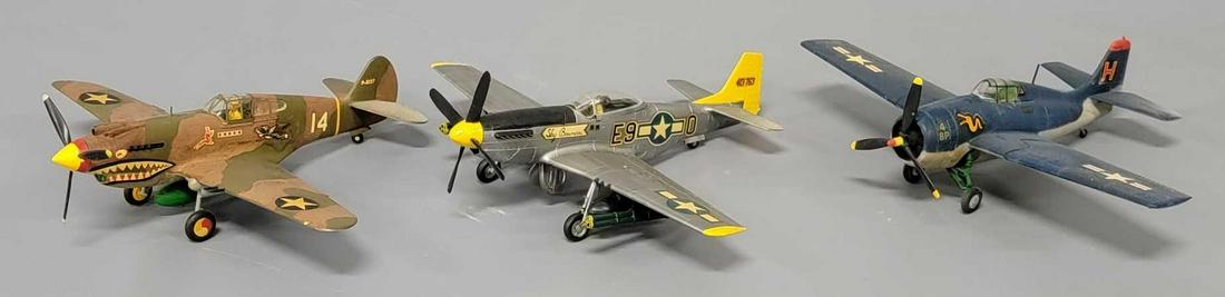 Three vintage built up WWII US model airplanes (1 of 2)