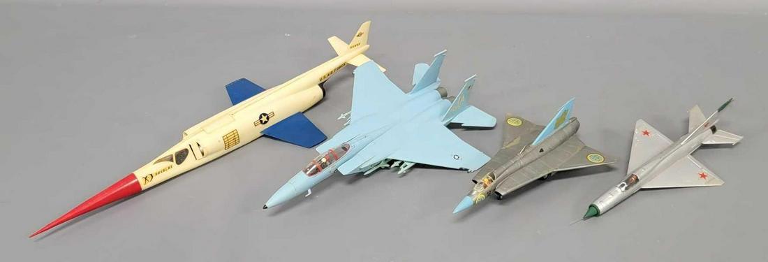 Four mixed scale built up jet models (1 of 2)