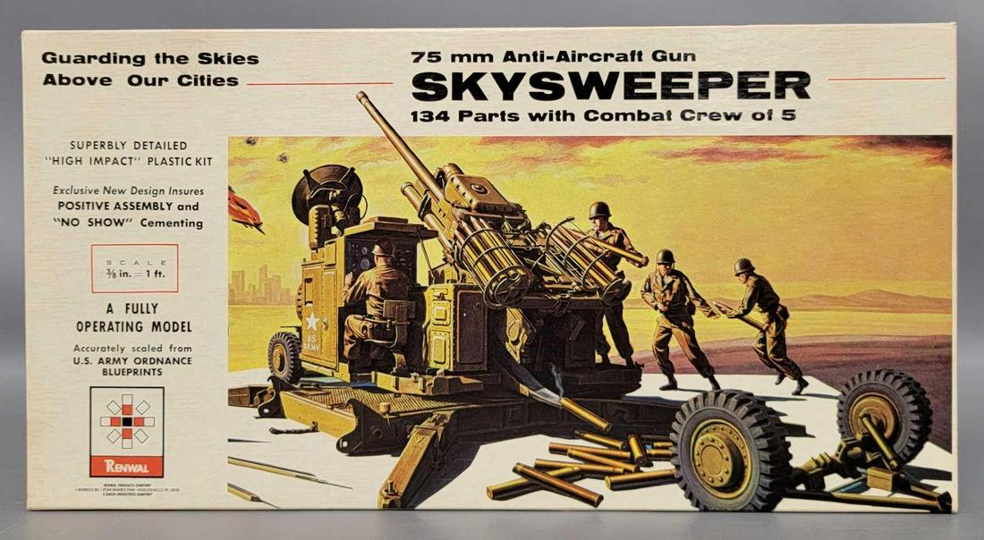 Rare scale Renwal 552 75mm Anti-Aircraft Gun Skysweeper model kit in original box: Rare scale Renwal 552 75mm Anti-Aircraft Gun Skysweeper model kit in original box, kit appears complete with clean instructions and decal sheet, box is excellent.