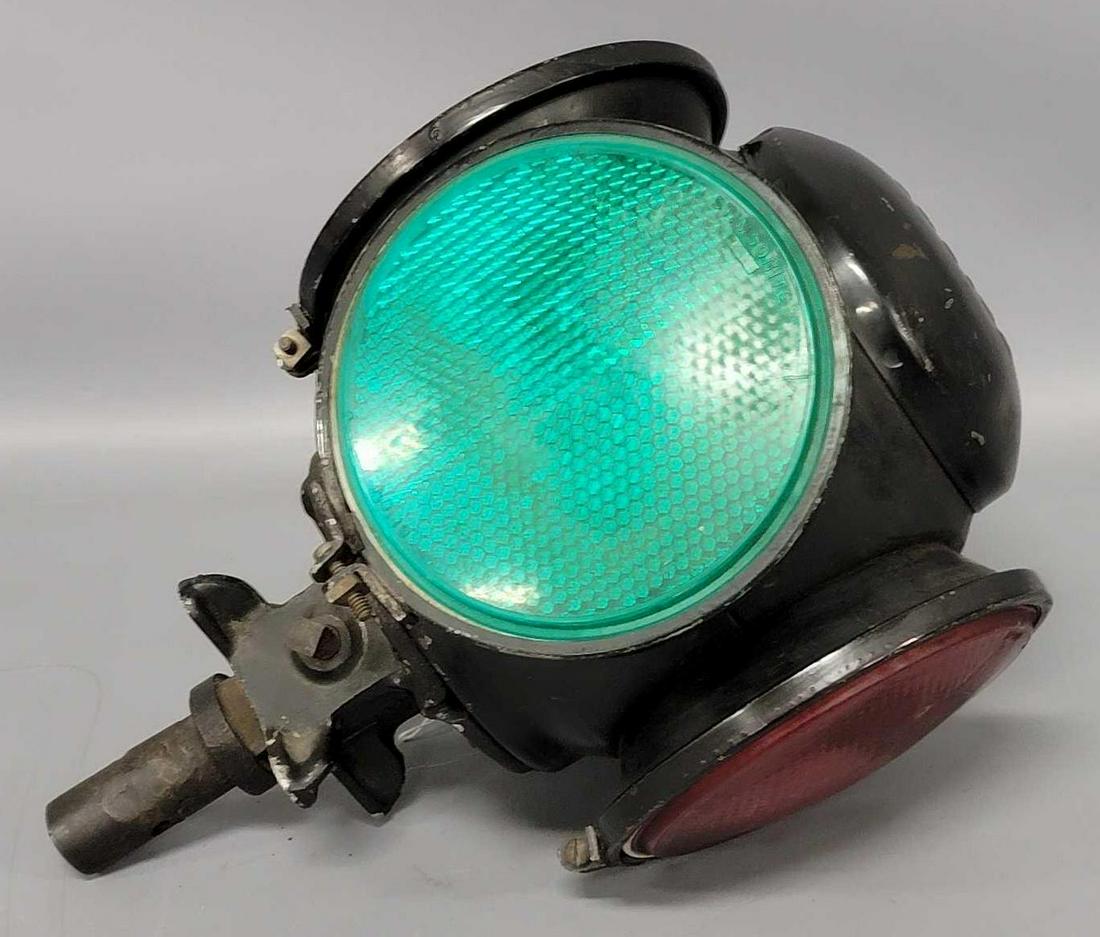Vintage Adlake Railroad 4 Way Cannonball Switch Lamp / Signal Lanternï¿½: Vintage Adlake Railroad 4 Way Cannonball Switch Lamp / Signal Lantern�, fixture is in excellent condition, cast iron base, lenses are all good.