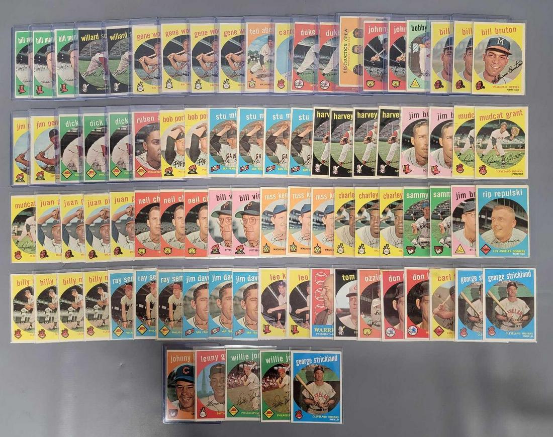 Eighty-five 1959 Topps common baseball cards (1 of 3)