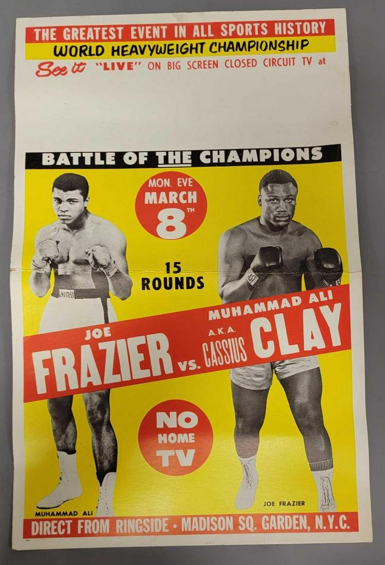 1971 24 x 36 Joe Frazier vs Muhammad Ali fight poster all original: 1971 24 x 36 Joe Frazier vs Muhammad Ali fight poster all original, poster is unmarked but has a hard crease across the center, has small creases at bottom left corner as well, no major tears or other
