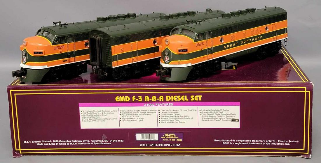 MTH O Gauge Great Northern EMD F-3 A-B-A 3-rail Diesel set in original box (1 of 9)