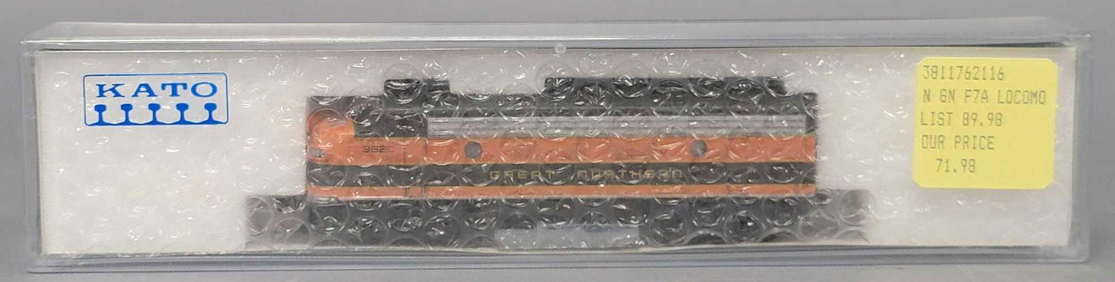 Kato N Scale Great Northern EMD F7A diesel locomotive in original box (1 of 8)