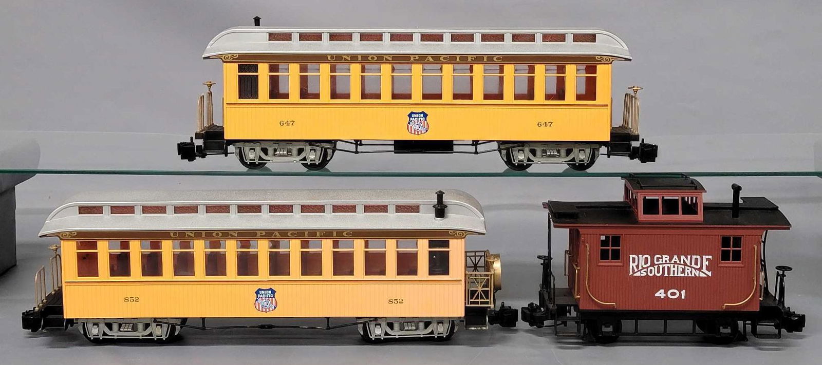 Three Bachmann Big Hauler G Scale train cars (1 of 6)