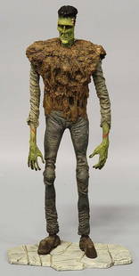 Jack Davis Creepy magazine version Frankenstein resin model pro built: Jack Davis Creepy magazine version Frankenstein resin model pro built, expertly done piece with fantastic detail, approximately 10 inches tall as seen in the photos.