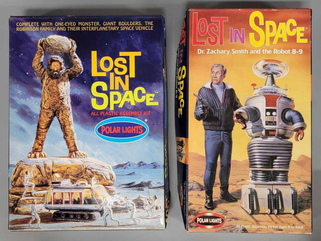 Two unbuilt 2000 Polar Lights Lost in Space model kits (1 of 5)