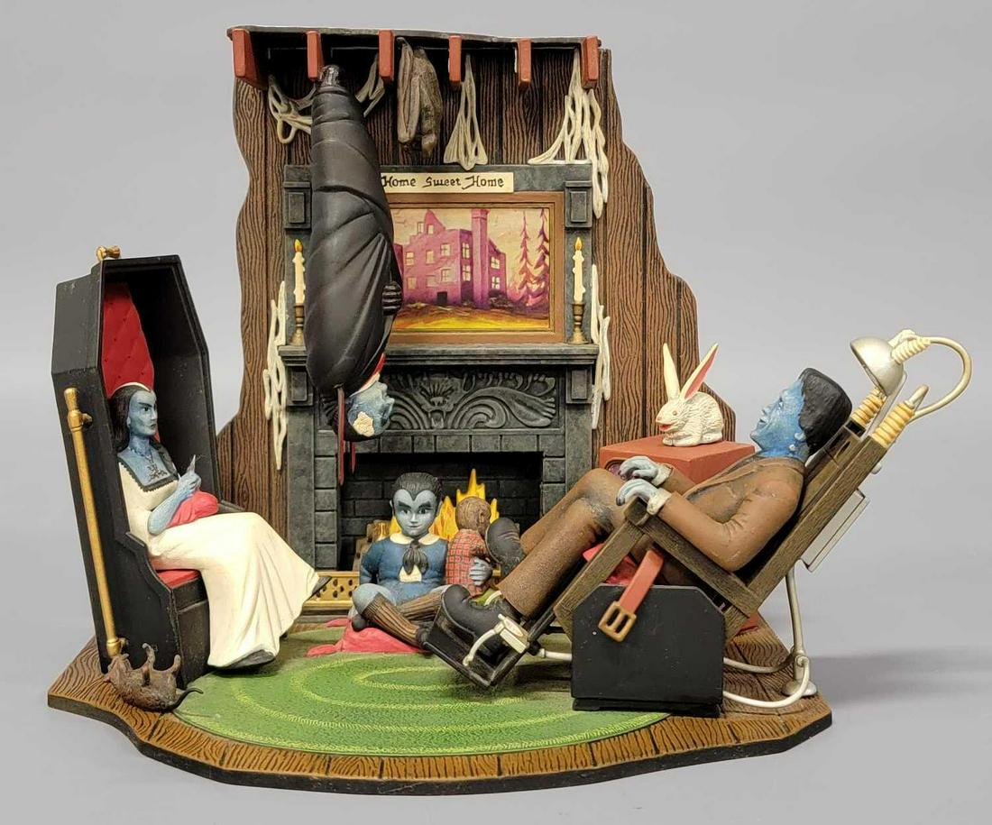 Builtup Polar Lights Munsters Living Room monster model (0242) on Sep