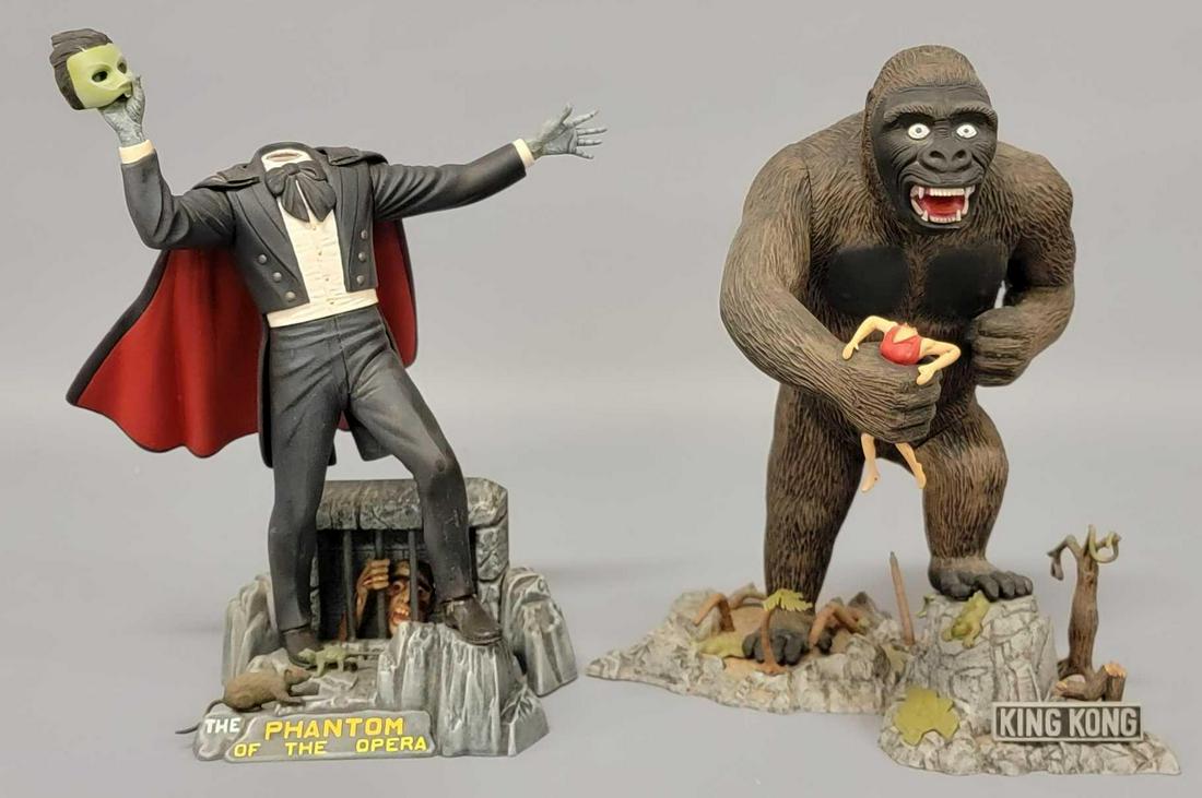 Two newer Aurora Monster built up monster kits (1 of 6)