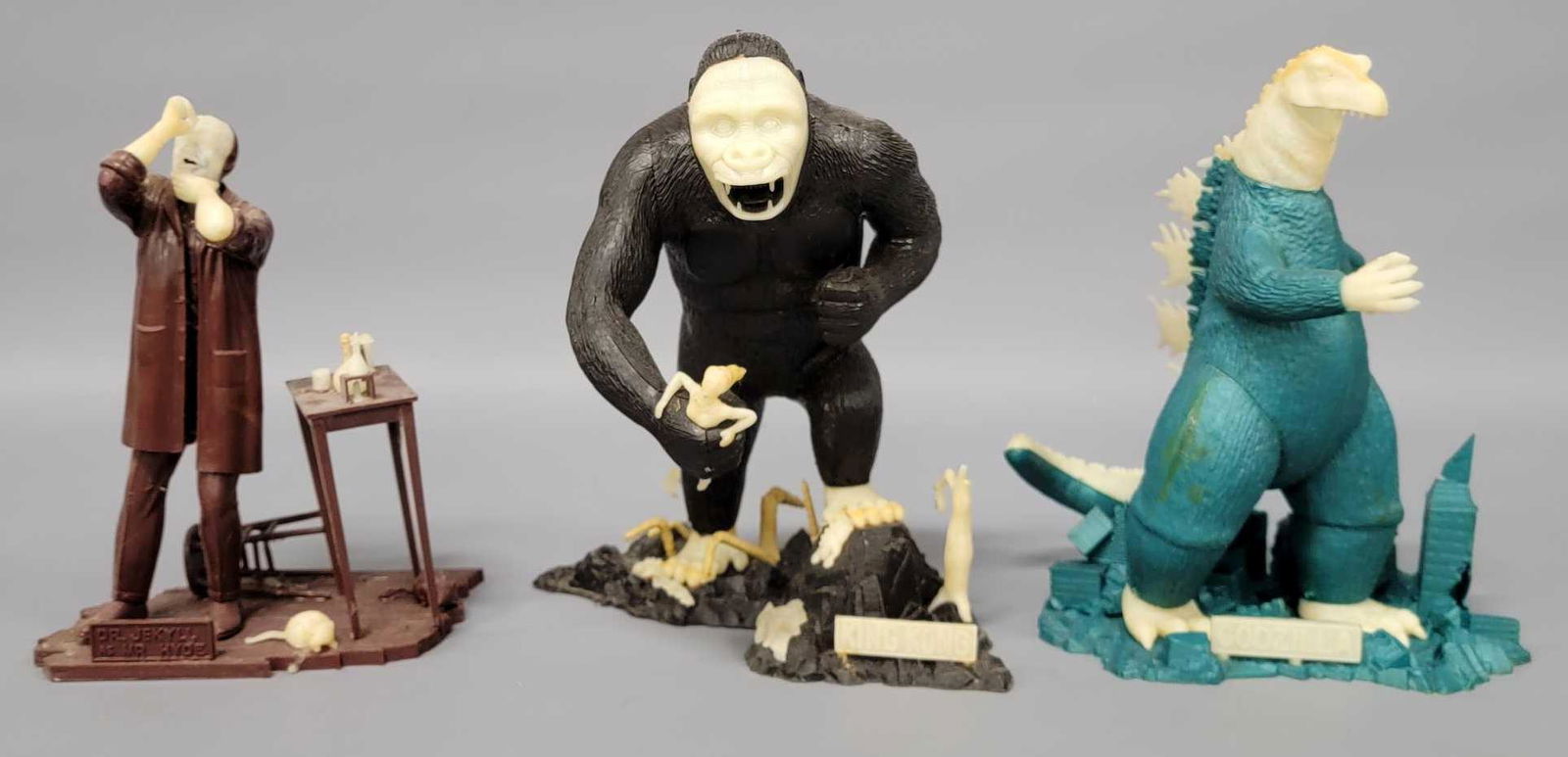 Three Aurora 1960s original monster built models (1 of 6)