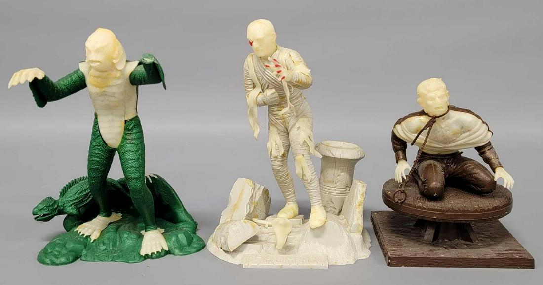 Three Aurora 1960s original monster built models (1 of 6)