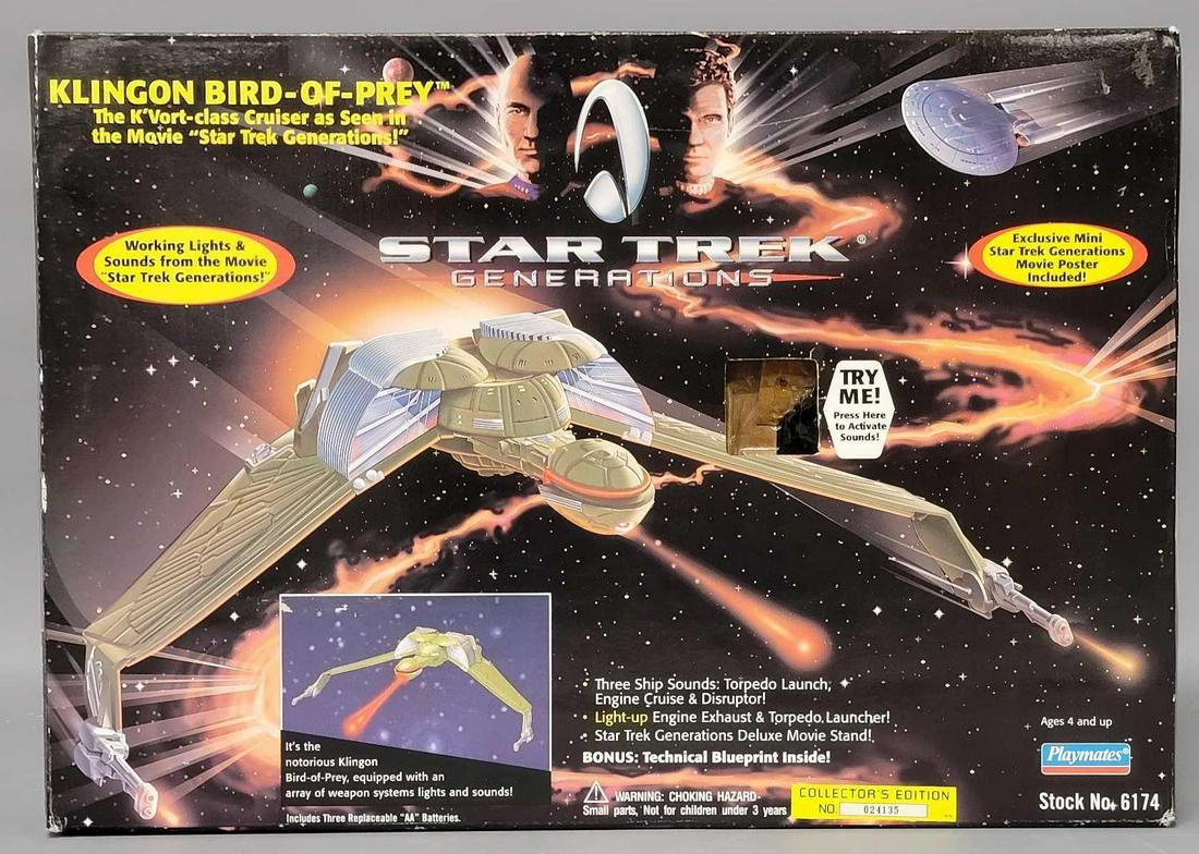 Playmates Star Trek Generations Klingon Bird of Prey #6174 in original box (1 of 12)