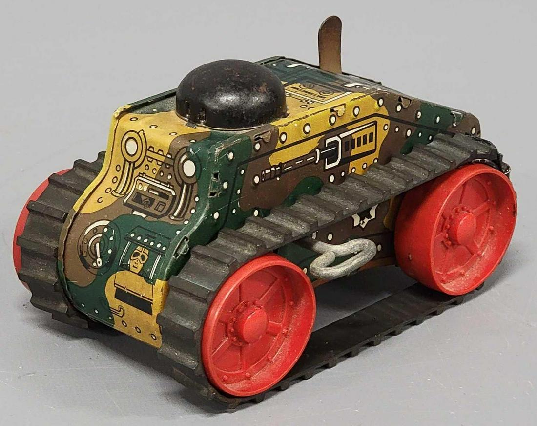 Vintage MARX Tank Wind-Up Military Army Tin Toy (1 of 7)