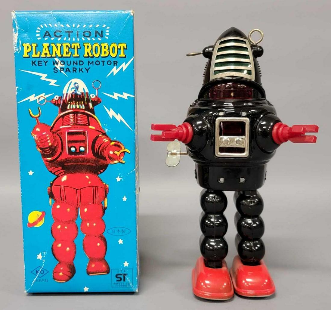 Planet Robot Yoshiya KO Japan key wound sparky motor Robot in original box (1 of 9)