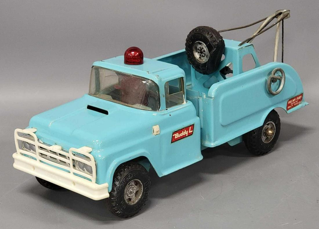 Buddy L pressed steel 1960ï¿½s 5427 Wrecker: Buddy L pressed steel 1960�s 5427 Wrecker, in very good condition with some areas of minor high edge wear but no major dings or dents, has original hook and flat tire spare, it is missing the s