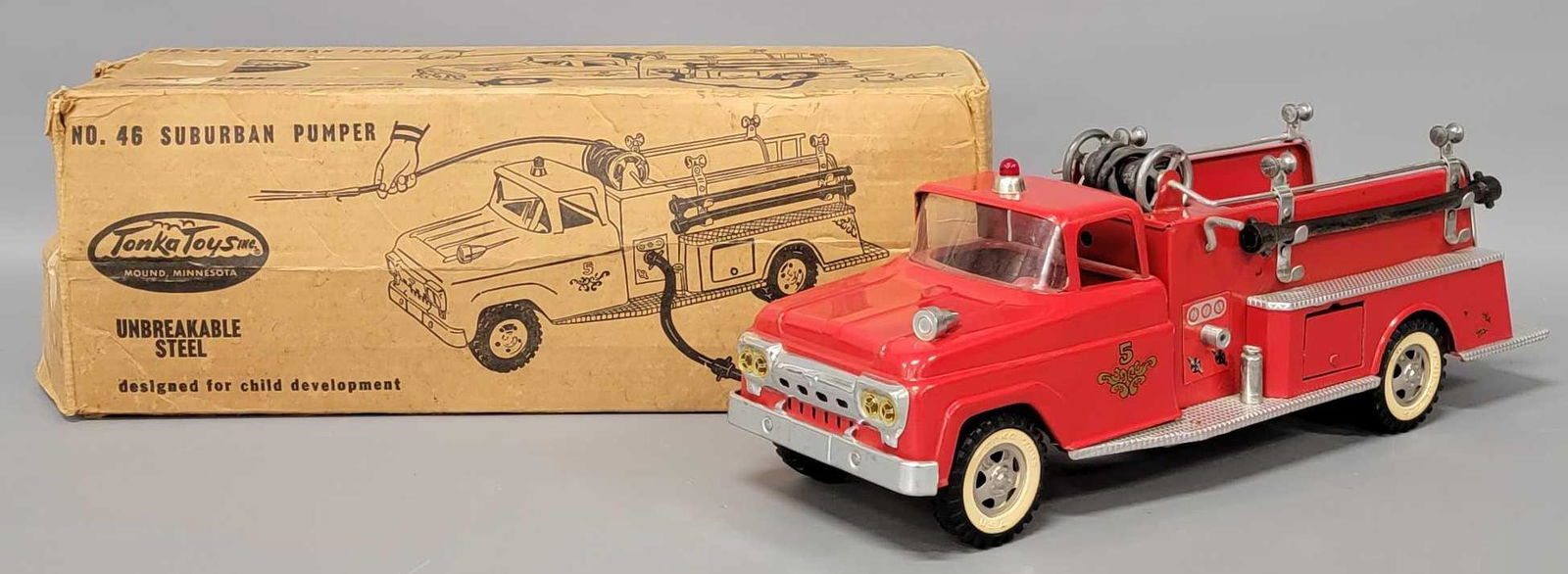 Tonka Toys pressed steel #46 Suburban pumper in original box (1 of 7)