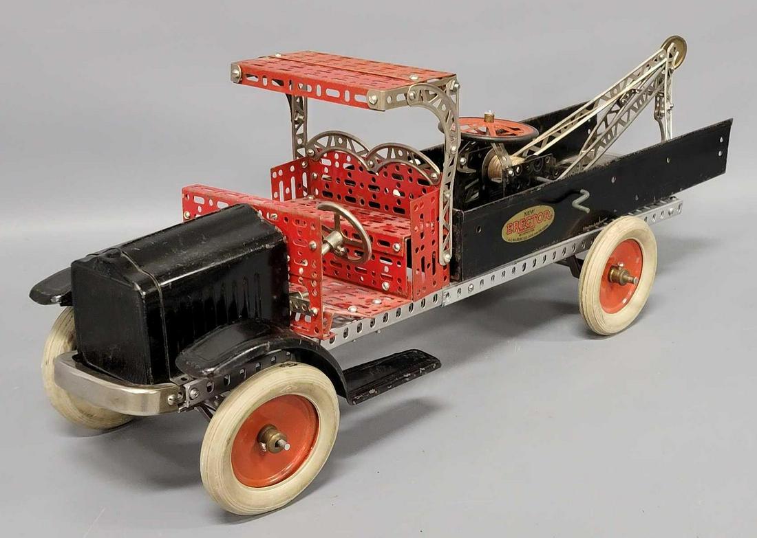 1920s Kelmet White Gilbert Erector tow truck (1 of 7)