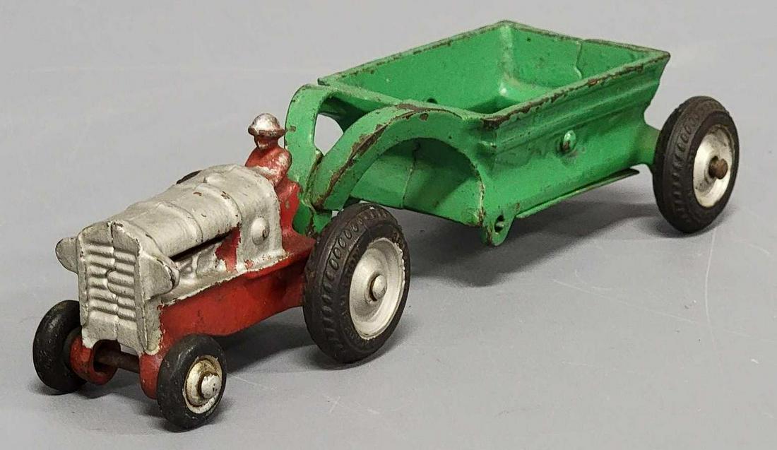 Antique Arcade 2660 cast iron Allis Chalmers toy tractor with dump wagon (1 of 9)