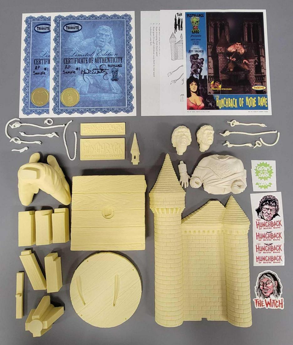 Pestilence Labs Box Art Tribute LE Hunchback of Notre Dame resin model kit by Jeff Yagher: Pestilence Labs LE Box Art Tribute 1/6 scale Hunchback of Notre Dame resin model kit by Jeff Yagher, kit is unbuilt, it comes with instruction sheets, color box art photo sheet, comes with 2 certifica