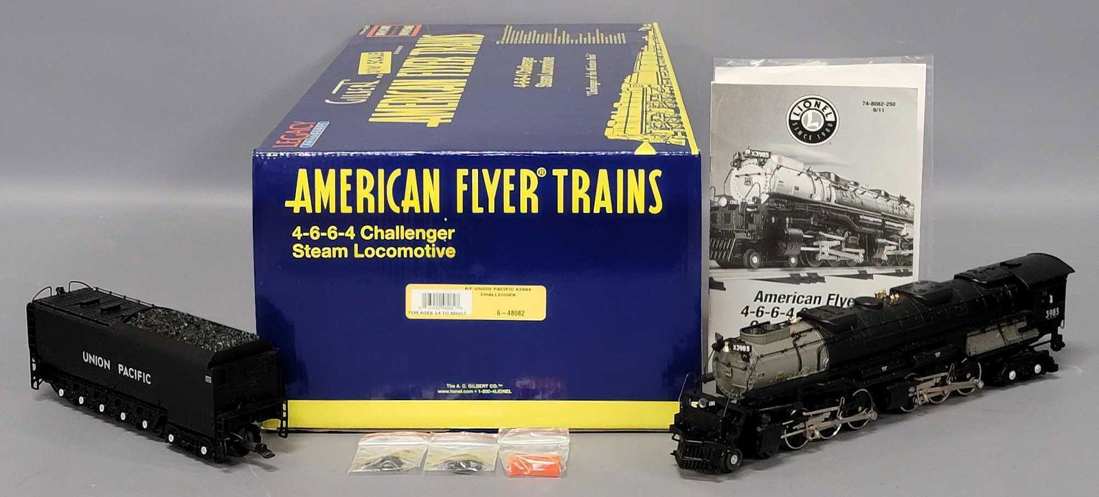 American Flyer LTI S gauge Union Pacific  4-6-6-4 Challenger in original box Legacy Railsounds (1 of 11)