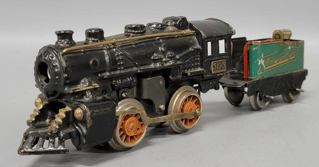 American Flyer prewar O 3195 steam locomotive with 120 tender: American Flyer prewar O 3195 steam locomotive with 120 tender. The locomotive is an electrically powered unit that has not been tested. The wheels all have some fatigue on them but are not locked up.