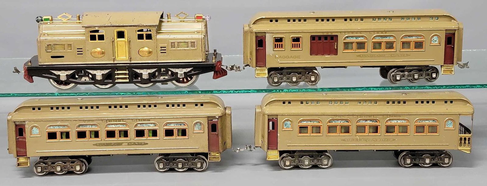 Lionel prewar standard gauge 402E electric passenger set with 418 419 and 490 (1 of 6)