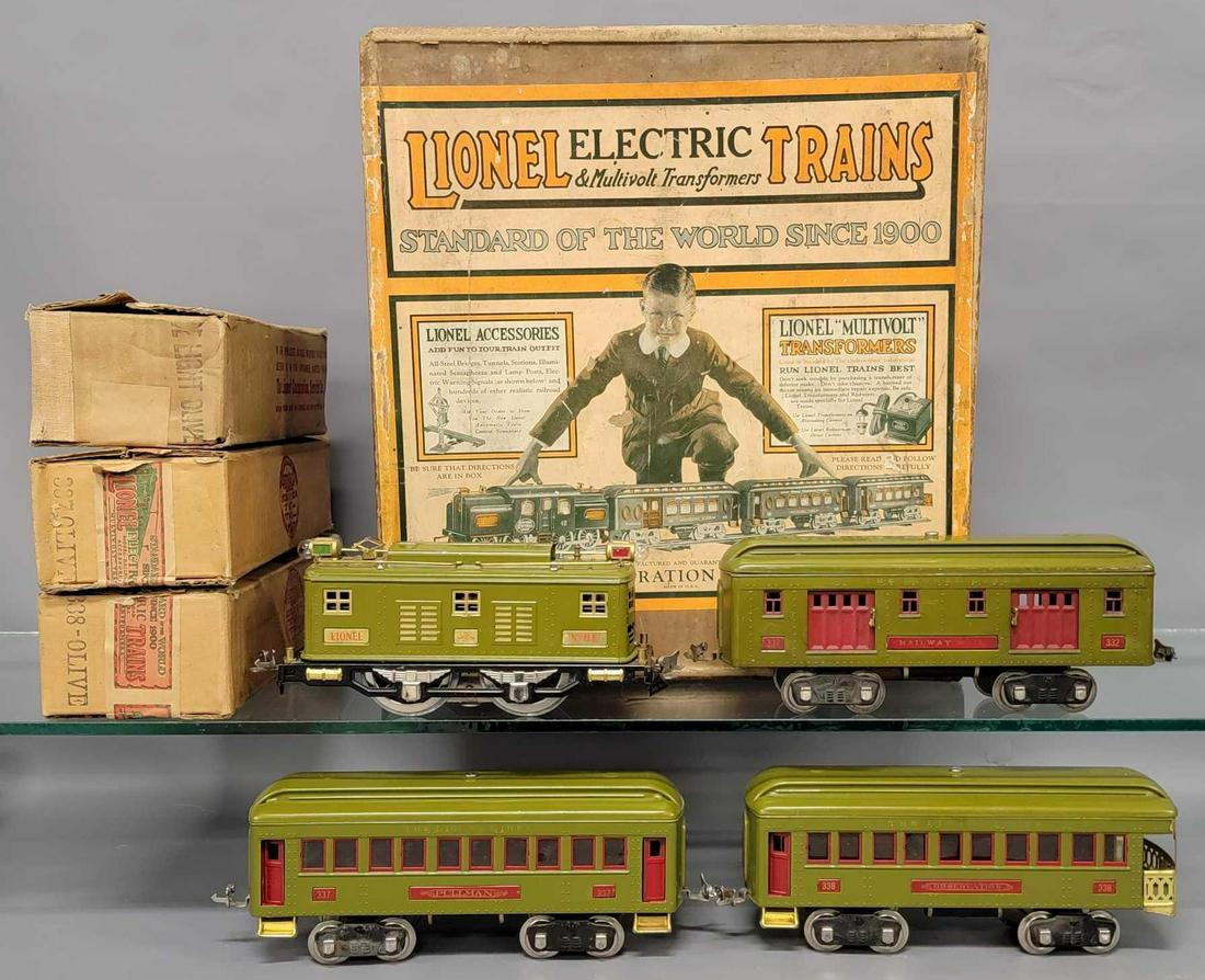 Lionel standard gauge LIGHT OLIVE 347E electric passenger set in original box (1 of 10)